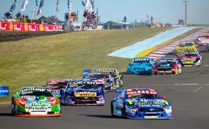 Lee más sobre el artículo El Turismo Carretera se corre en Concepción del Uruguay este fin de semana