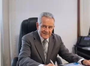 Lee más sobre el artículo Cambios en el Gobierno: desplazaron al titular de la SIGEN y echaron a 60 empleados de la Procuración del Tesoro