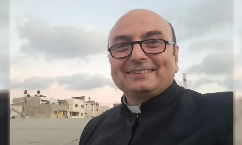 Lee más sobre el artículo «Esta guerra tiene que terminar, no va a ser la solución de nada», dijo el padre Gabriel Romanelli desde Gaza