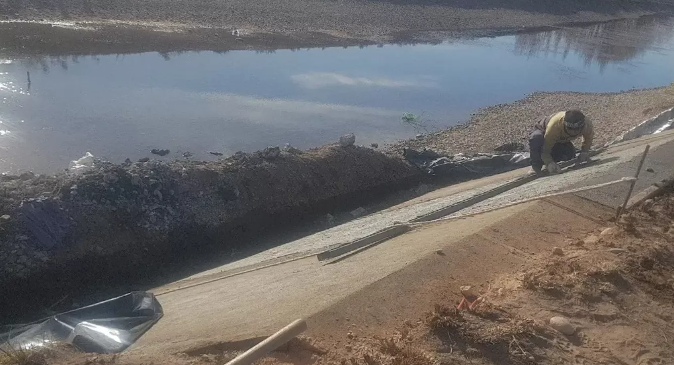 Lee más sobre el artículo En Guerrico mejoran en la infraestructura del sistema de riego Alto Valle