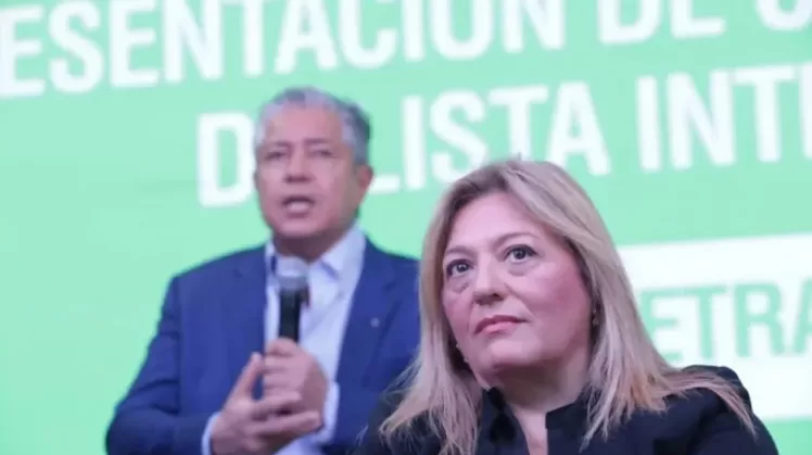 En este momento estás viendo Karina Maureira, periodista y cantante, es la primera candidata a diputada nacional por la Lista A de La Neuquinidad