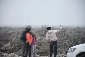Lee más sobre el artículo Se esperan nevadas en el Alto Valle este fin de semana: pronóstico y detalles