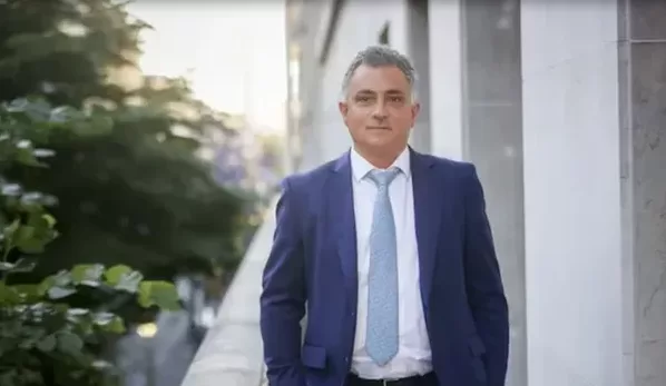 En este momento estás viendo Escándalo en La Libertad Avanza en Buenos Aires: denuncian venta de candidaturas a dirigentes kirchneristas