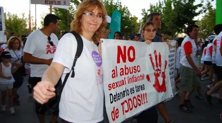 Lee más sobre el artículo “Los abusadores vuelven a la calle como si nada”: la dura advertencia de Rosa Castro