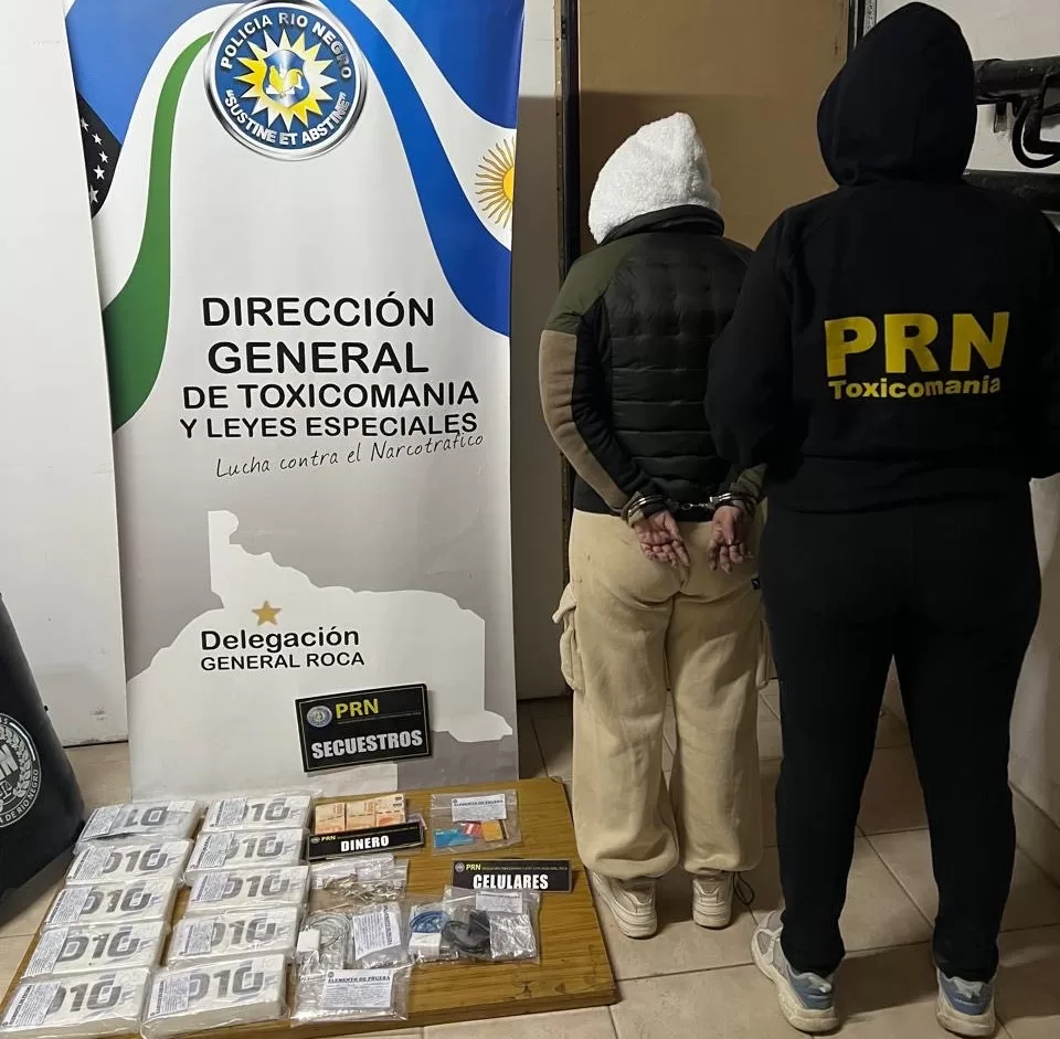 Lee más sobre el artículo Policía secuestró 10 kg de cocaína y evitó 55.000 dosis en las calles de Roca