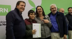 Lee más sobre el artículo Villa Regina suma obras y mejores servicios con apoyo de la Provincia