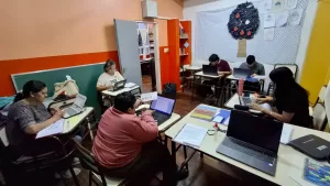 Lee más sobre el artículo Jóvenes y adultos: diversidad de oportunidades para terminar la escuela