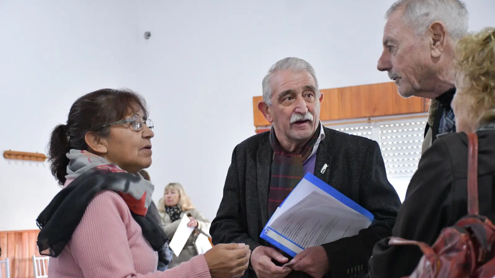 Lee más sobre el artículo Empezaron a cobrar el piso mínimo los retirados y pensionados de la Policía