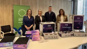 Lee más sobre el artículo Acuerdo con YPF para fortalecer la educación técnica en energía