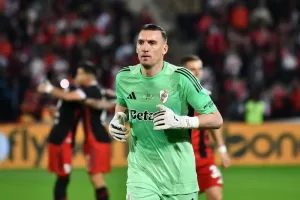 Lee más sobre el artículo River venció Unión por penales y enfrentará a Racing en la Copa Argentina