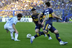 Lee más sobre el artículo Boca y Racing apenas terminaron igualados 