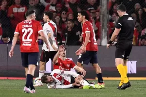 Lee más sobre el artículo Confirman la grave lesión de Pezzella en River y tendrá siete meses de recuperación