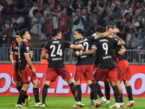 Lee más sobre el artículo River goleó a San Martín de Tucumán y clasificó a octavos