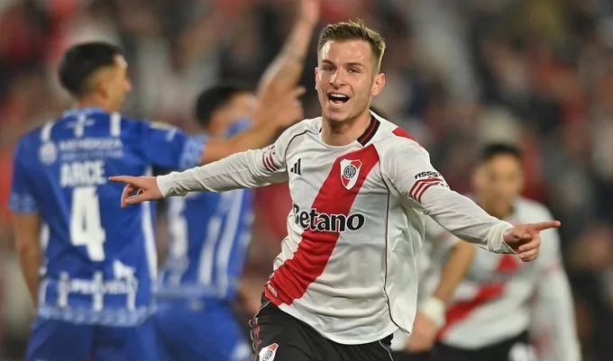 Lee más sobre el artículo River derrotó 4-2 a Godoy Cruz y quedó puntero en la zona B