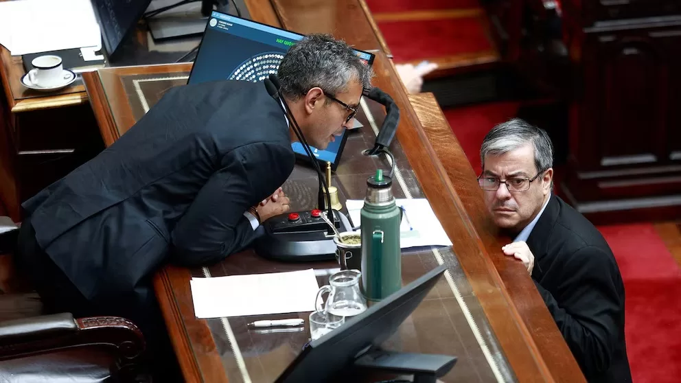 En este momento estás viendo Oposición busca sesión breve en Diputados, pero LLA anticipa maniobras para extender el debate
