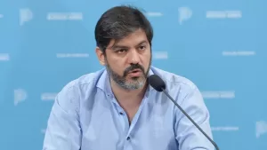 Lee más sobre el artículo Bianco desafía a Bullrich: “Si tiene pruebas de que organizamos violencia, que las muestre”