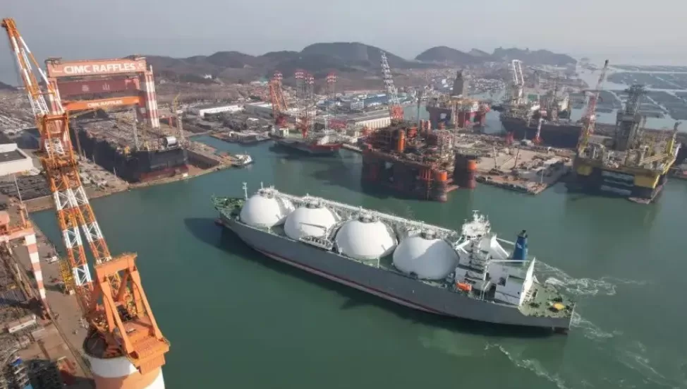 Lee más sobre el artículo Weretilneck celebró la confirmación de inversión del segundo buque de GNL