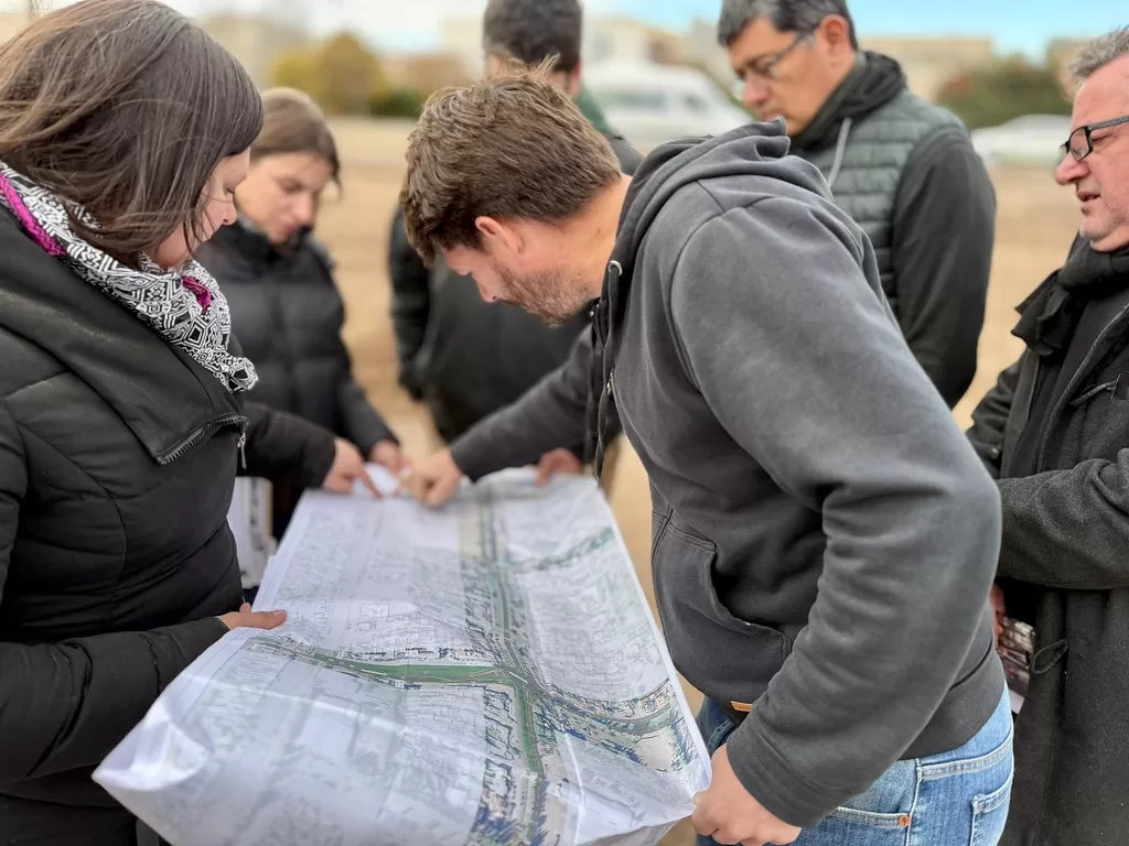 En este momento estás viendo Buteler recorrió obras públicas en ejecución: «Van a transformar la ciudad para siempre»