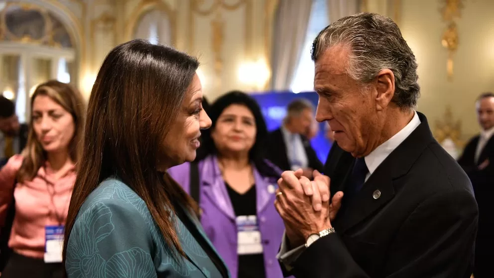 Lee más sobre el artículo “Vos hacé tu trabajo y yo hago el mío”: Grinman respondió a Sturzenegger tras un cruce