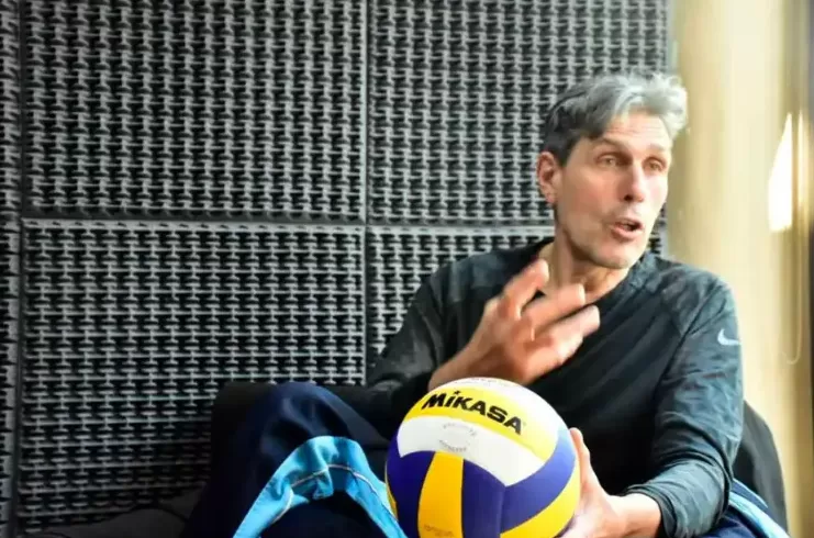 En este momento estás viendo Jon Uriarte denunció el abandono del deporte argentino y cuestionó el mal ejemplo del presidente Milei