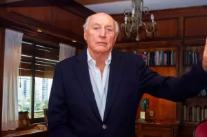 Lee más sobre el artículo Eduardo Kovalivker, dueño de Suizo Argentina, entregó su celular en la causa por coimas a funcionarios