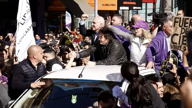 Lee más sobre el artículo Milei negó las acusaciones por presuntas coimas en la ANDIS y dijo que irá a la Justicia
