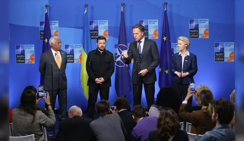 Lee más sobre el artículo Los líderes de Europa y Estados Unidos acordaron principios para las conversaciones con Rusia, afirmó Zelenski