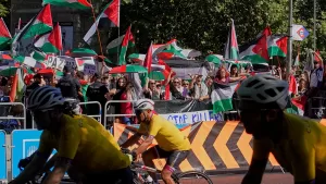 Lee más sobre el artículo La vicepresidenta española pidió la exclusión de Israel de eventos deportivos tras la suspensión de la Vuelta