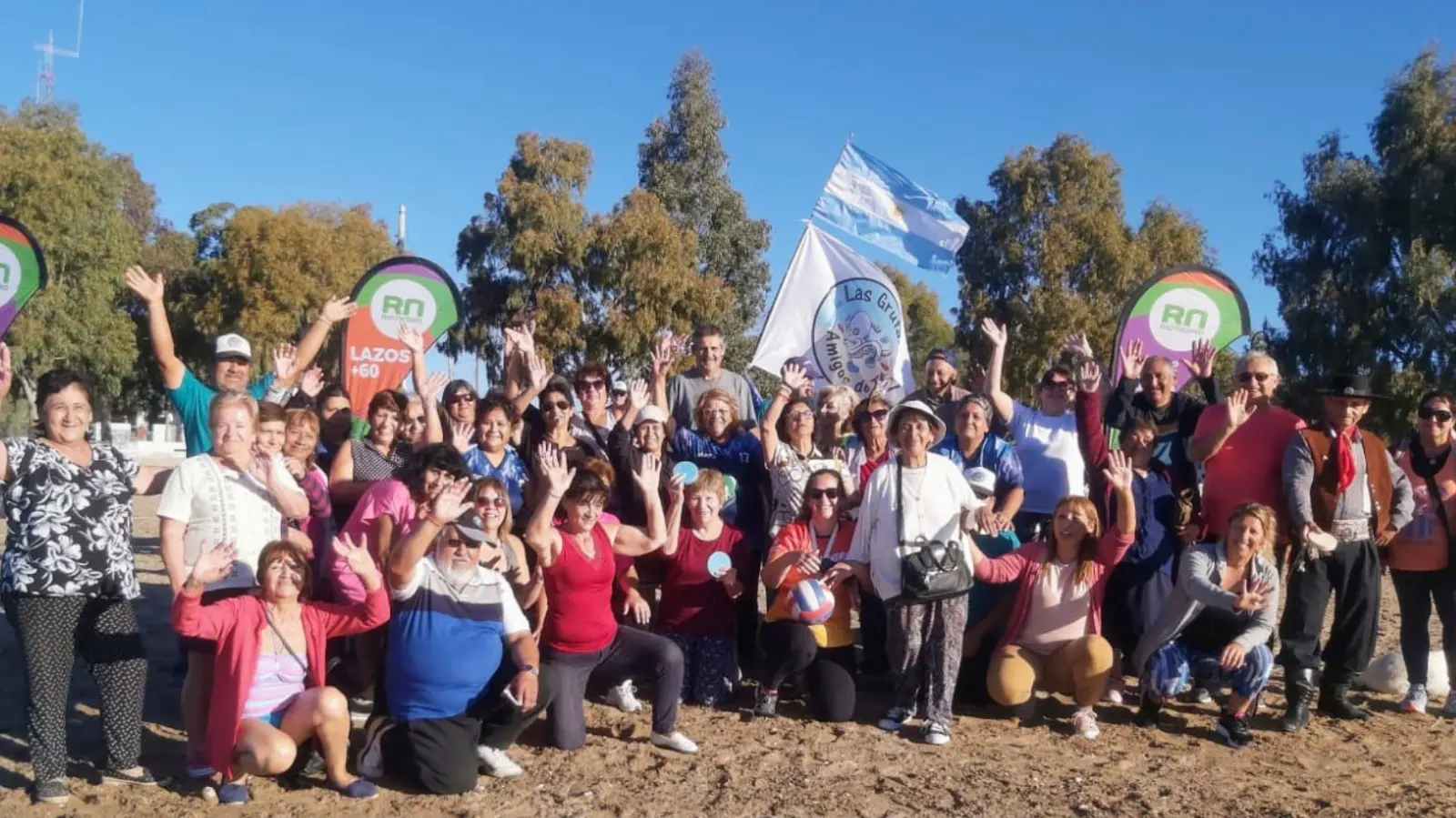 Lee más sobre el artículo Ponen en marcha el programa de turismo social para adultos mayores