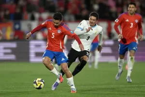 Lee más sobre el artículo Chile empató con Uruguay 0 a 0 por la fecha 18 de las Eliminatorias Sudamericanas