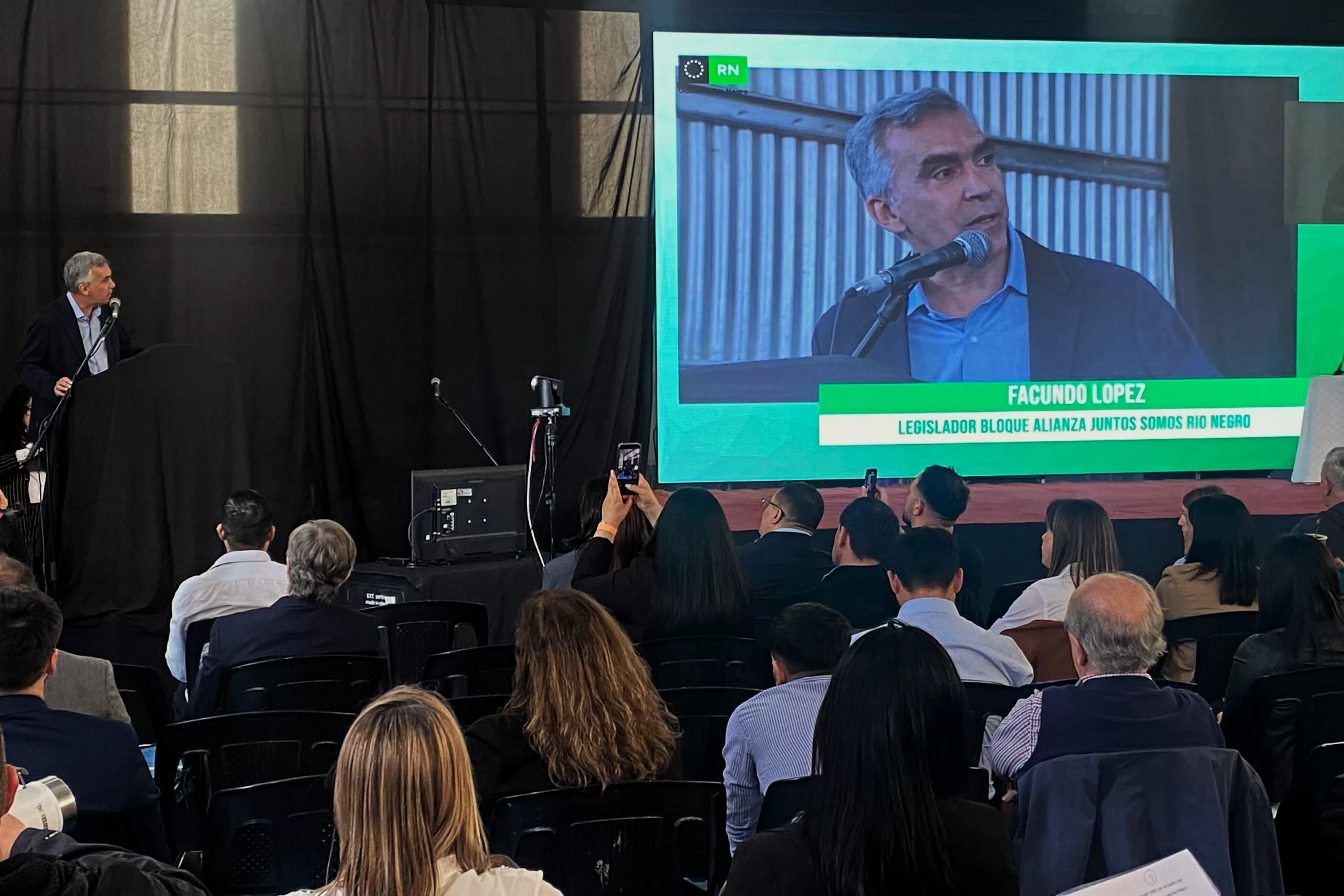 Lee más sobre el artículo «Con la decisión política de Weretilneck, el futuro del GNL para Río Negro es posible»