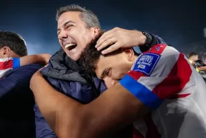 Lee más sobre el artículo Paraguay clasificó al Mundial y el Presidente decretó feriado nacional