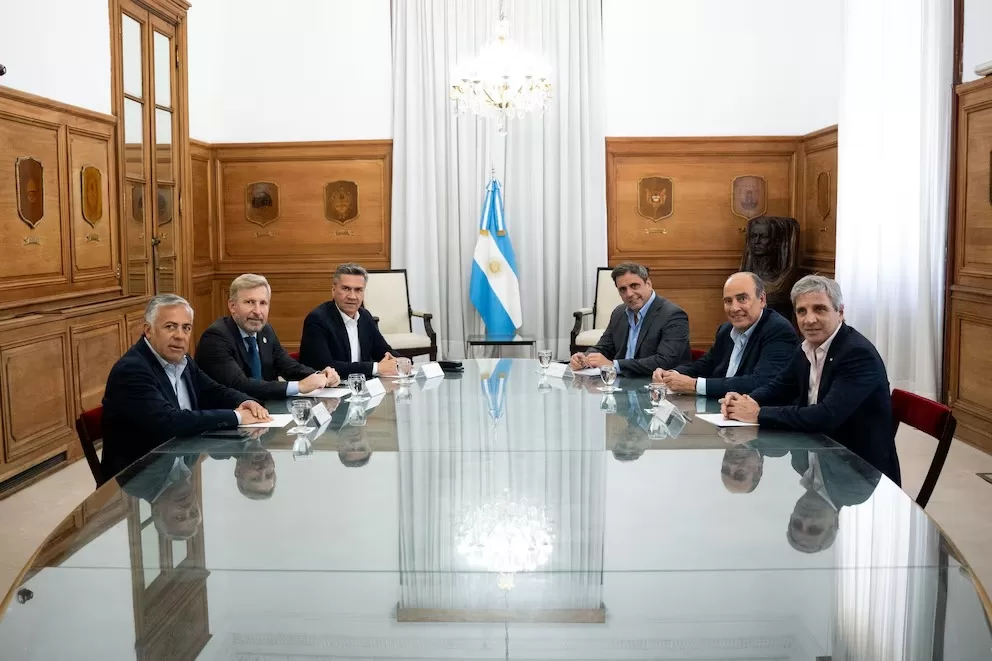 En este momento estás viendo El Gobierno lanzó una supuesta “mesa federal” con solo tres gobernadores aliados