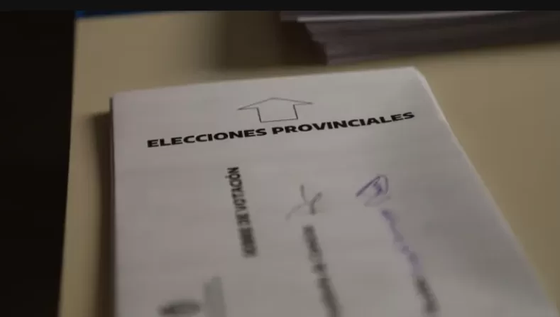 Lee más sobre el artículo Primeros resultados: con el 83,03% escrutado, Fuerza Patria aventaja por 13 puntos a La Libertad Avanza