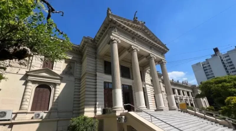 Lee más sobre el artículo Elecciones en la provincia de Buenos Aires: cuántas bancas en la Legislatura pone en juego cada fuerza