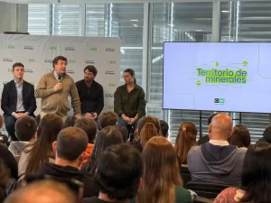 Lee más sobre el artículo Río Negro lanzó el programa educativo “Territorio de Minerales” para acercar la minería a las aulas