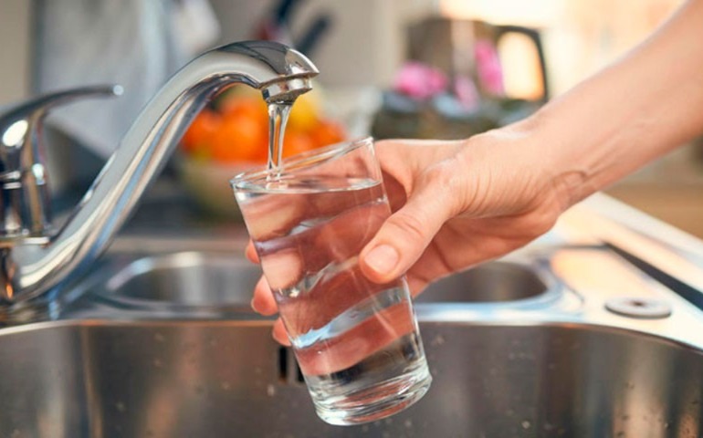En este momento estás viendo Corte de agua potable en Cinco Saltos por trabajos de reparación