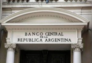 Lee más sobre el artículo El BCRA oficializó feriados bancarios: habrá 96 horas sin operaciones tras las elecciones