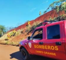 Lee más sobre el artículo El Gobierno de Río Negro entregó un aporte clave a los Bomberos Voluntarios de Campo Grande