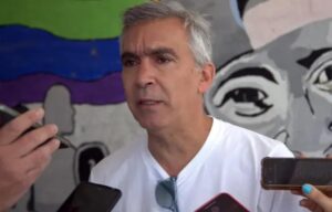 Lee más sobre el artículo Facundo López critica a Soria y defiende la obra de Vaca Muerta como motor de empleo en Río Negro
