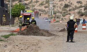 Lee más sobre el artículo Fuga de gas en Neuquén: se rompió un caño y evacuaron a los vecinos en el barrio Rincón de Emilio