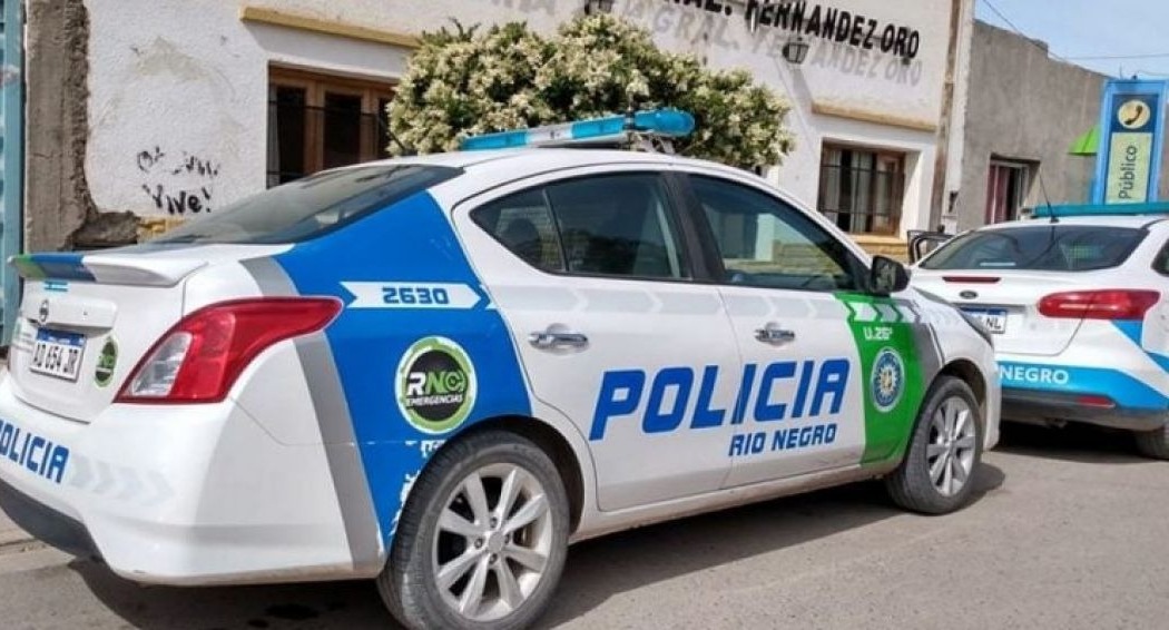 Lee más sobre el artículo Hallaron a un hombre muerto en Fernández Oro tras alerta de vecinos