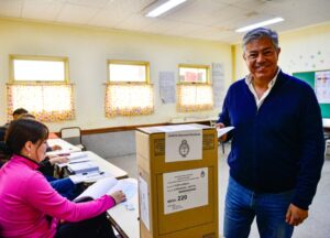 Lee más sobre el artículo Elecciones 2025: Figueroa votó y resaltó el valor de la democracia
