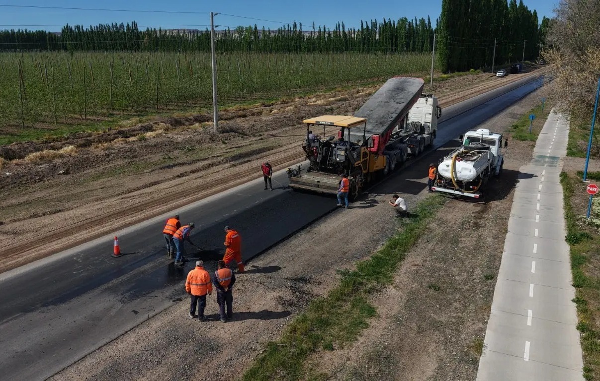 En este momento estás viendo “Río Negro avanza con plan vial provincial sostenido con fondos propios”
