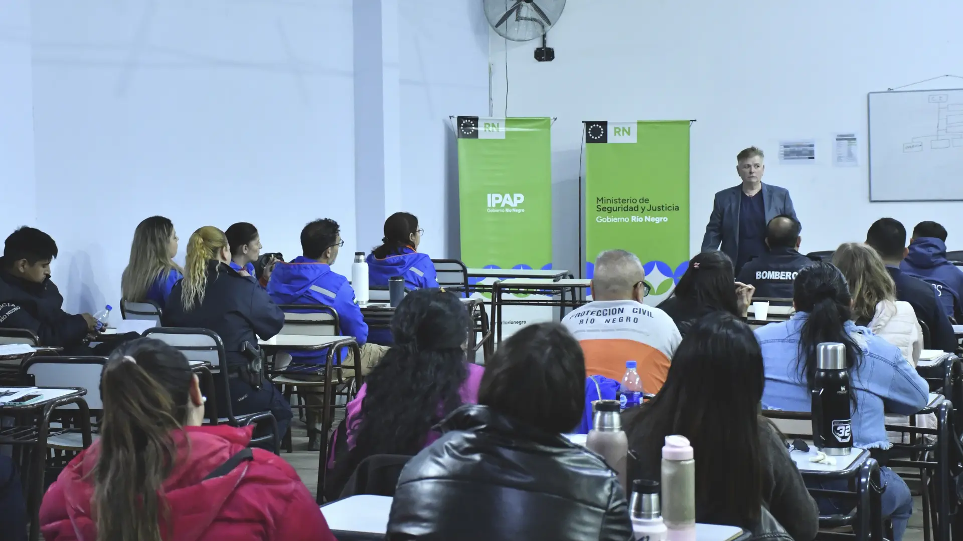 Lee más sobre el artículo La Provincia capacitó a más de 40 profesionales en Gestión de Crisis