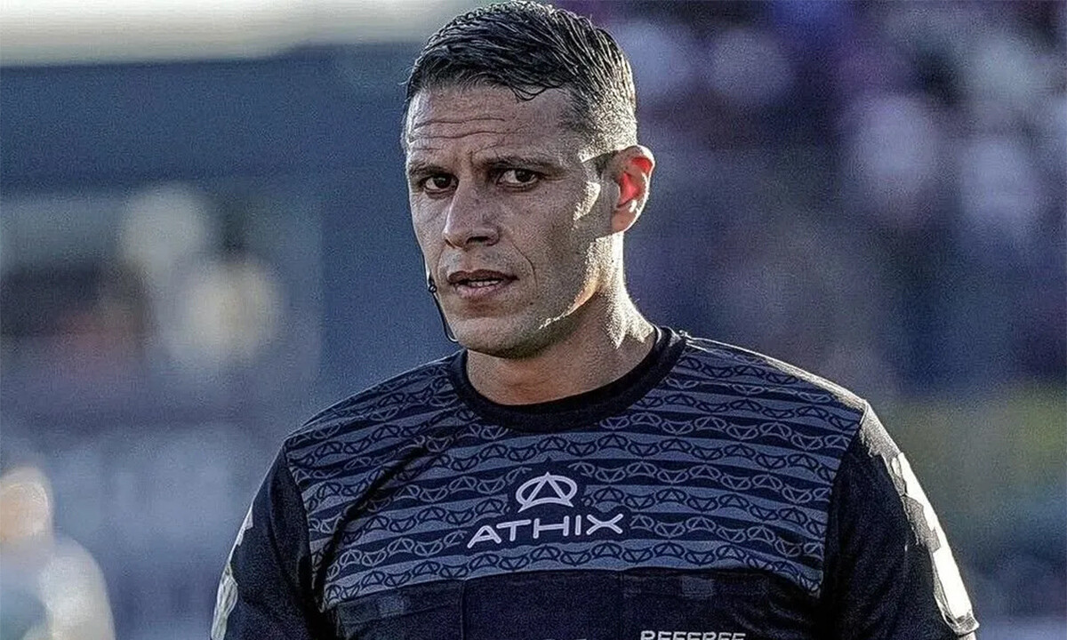 En este momento estás viendo “Te voy a romper todo”: la amenaza del árbitro Gariano a Kudelka tras el Barracas-Huracán