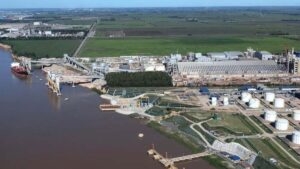 Lee más sobre el artículo Aprueban la construcción de un nuevo puerto sobre el Paraná