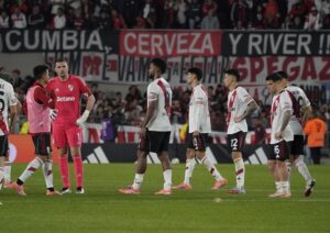 Lee más sobre el artículo River de Gallardo volvió a defraudar: perdió con Gimnasia Esgrima La Plata en el Monumental