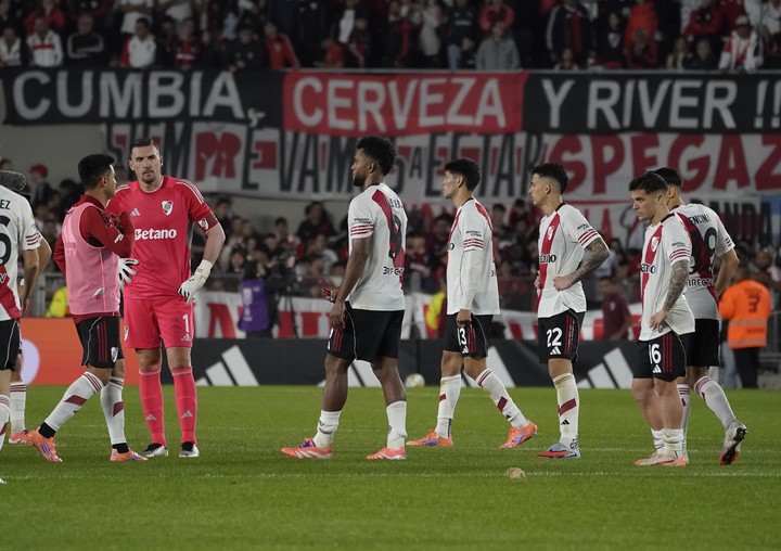 En este momento estás viendo River de Gallardo volvió a defraudar: perdió con Gimnasia Esgrima La Plata en el Monumental