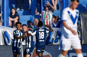 Lee más sobre el artículo Talleres derrotó por la mínima a Vélez y consiguió tres puntos vitales para la permanencia